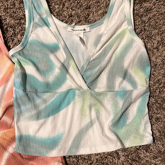 Colorful layering tops‼️‼️ - Picture 4 of 6